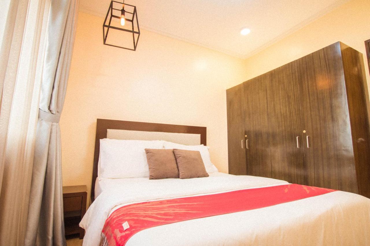Bella Villa Coron Luaran gambar