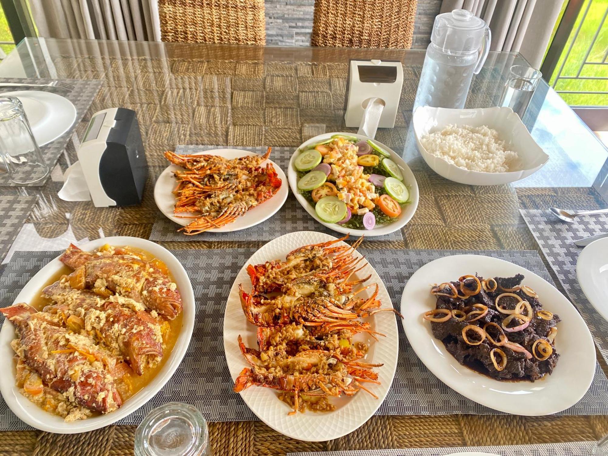 Bella Villa Coron Luaran gambar