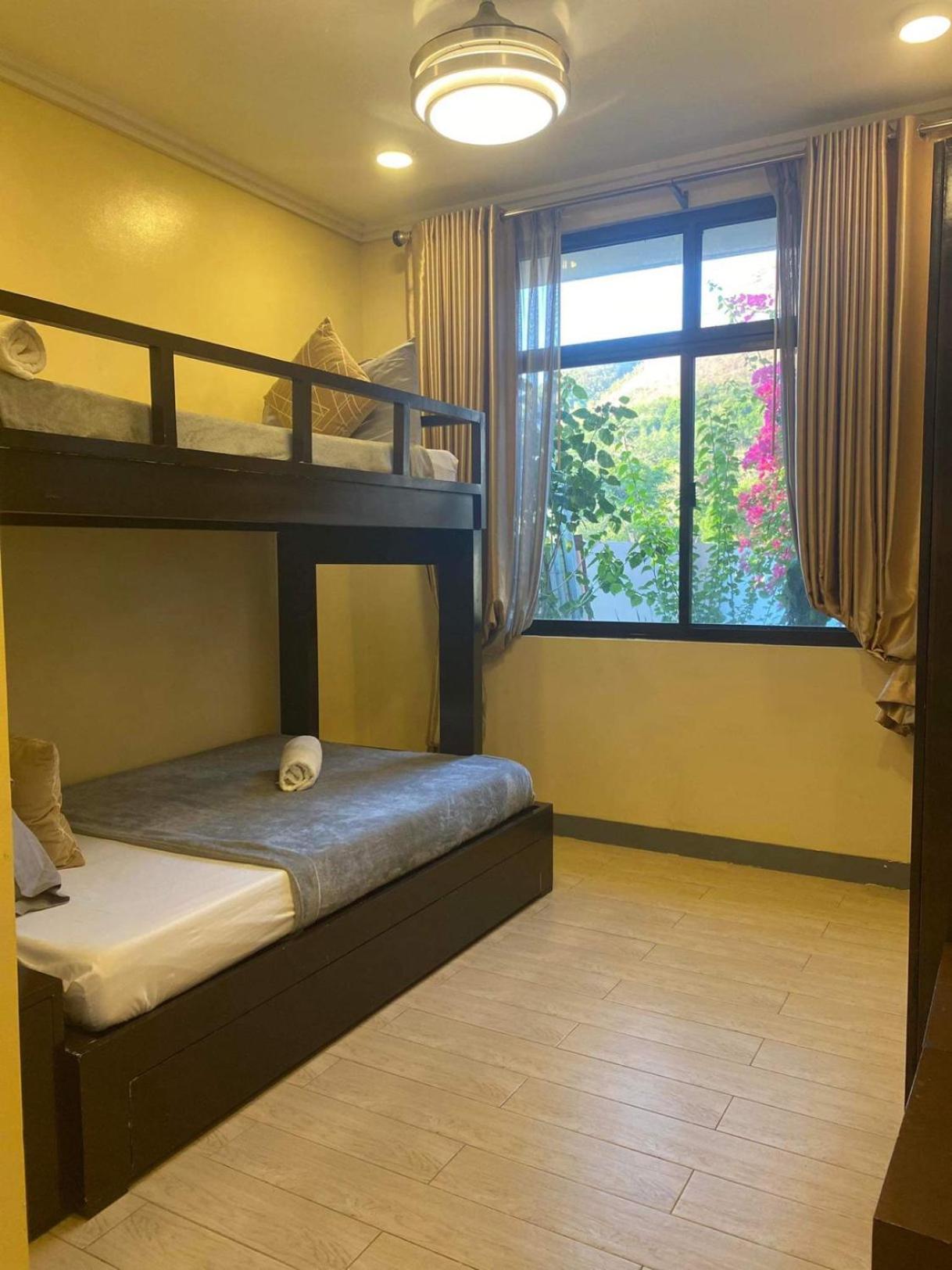 Bella Villa Coron Luaran gambar