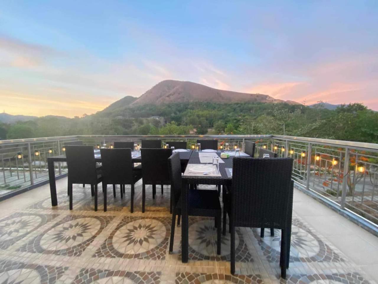 Bella Villa Coron Luaran gambar