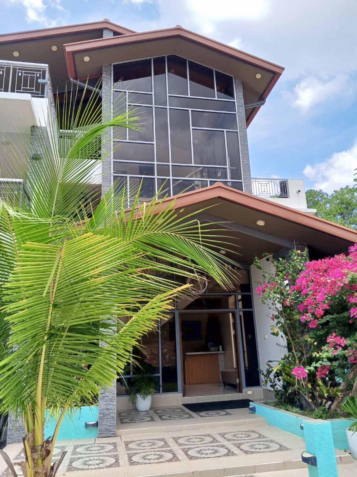 Bella Villa Coron Luaran gambar