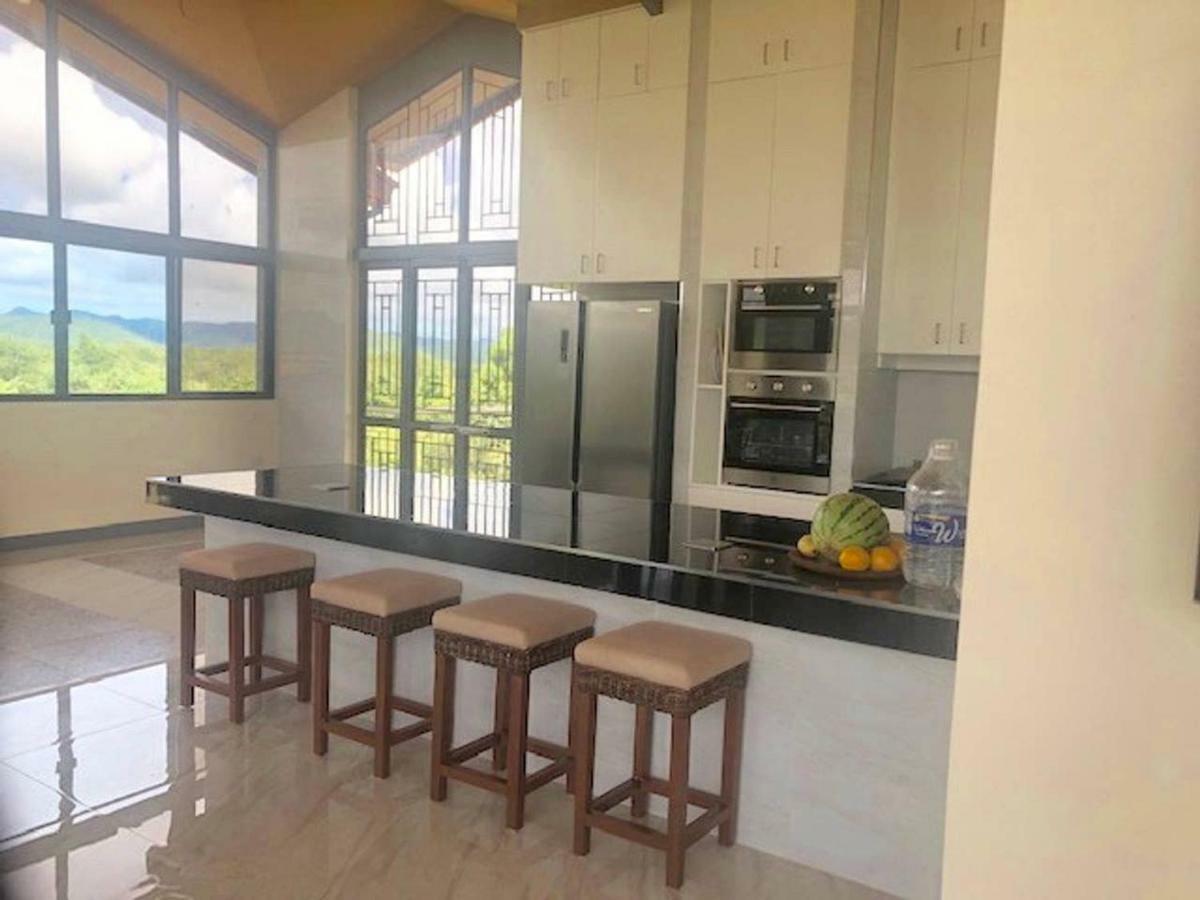 Bella Villa Coron Luaran gambar