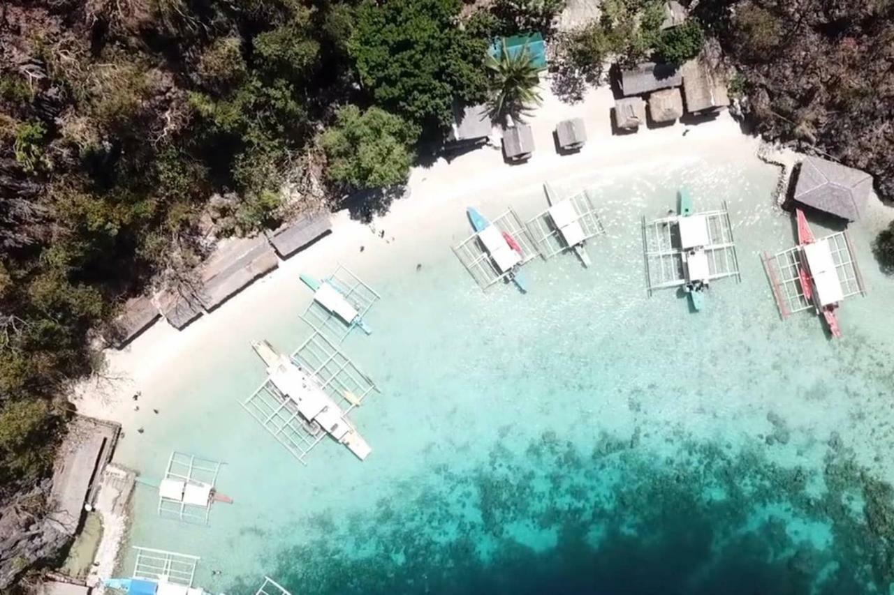 Bella Villa Coron Luaran gambar